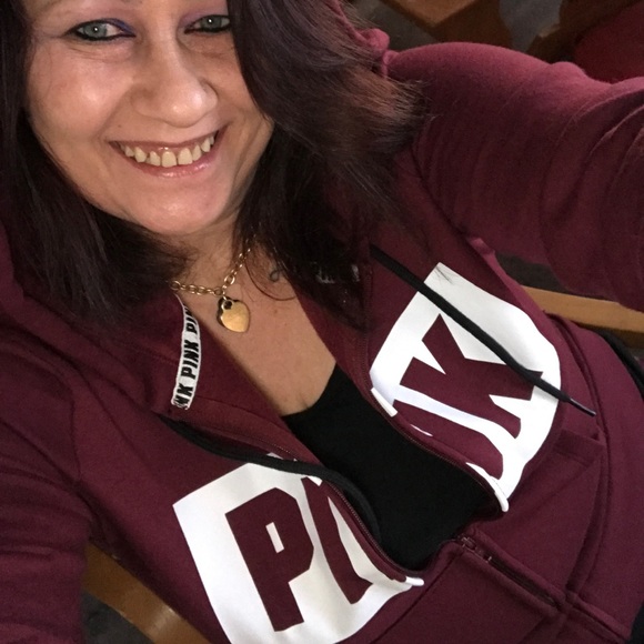 Meet your Posher, Tina marie - Picture 1 of 3